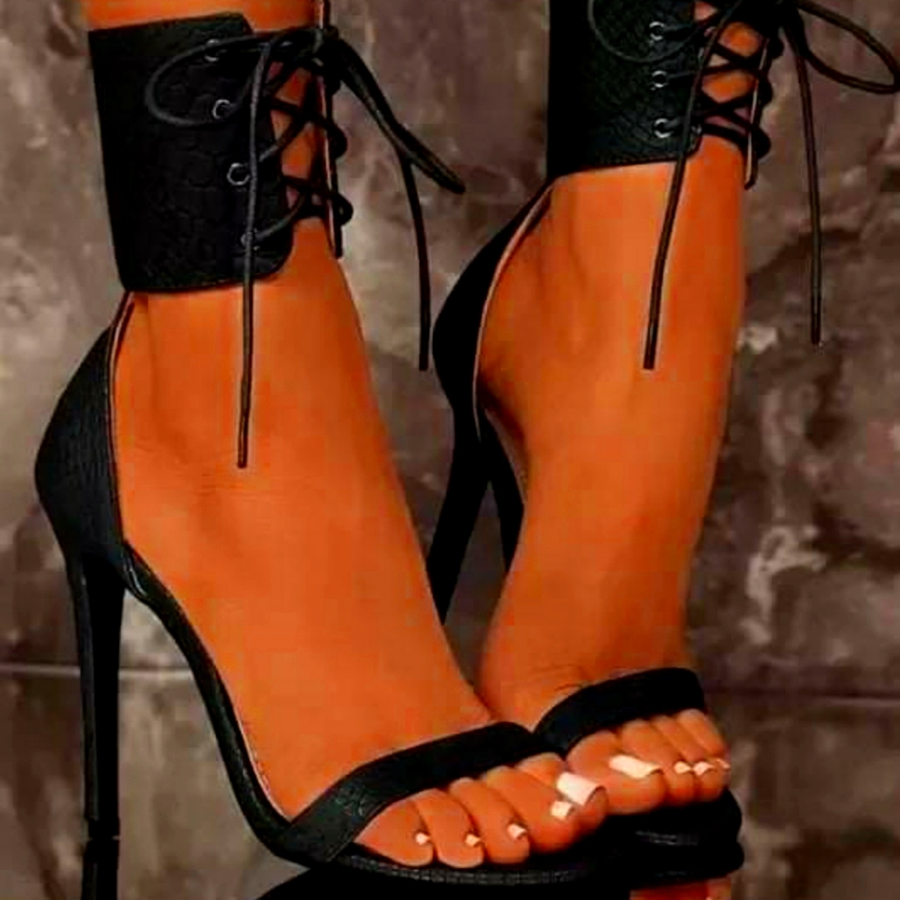 Women’s high-heeled open toe shoes